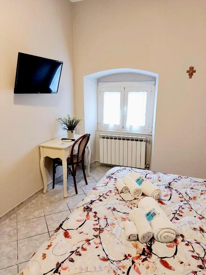 Ostello San Giovanni Bosco Специя Номер фото